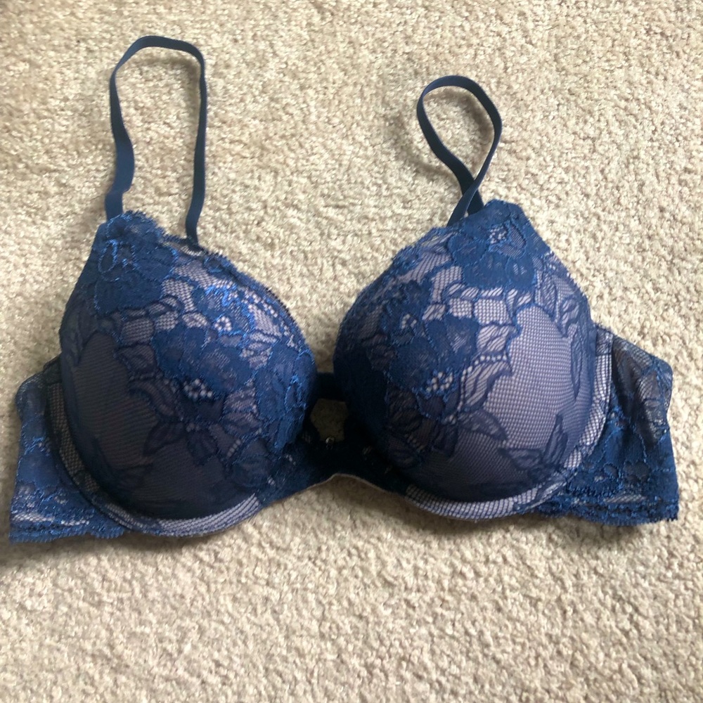 34C push up bra, pink with blue lace, Maidenform